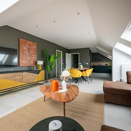Elegance Contemporaine Apartment