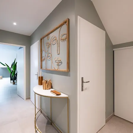 Elegance Contemporaine *